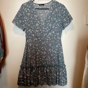 Floral print dress from Shein, worn once! Size small